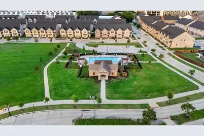 12995 Wimbledon Way, Farmers Branch, TX 75234 - Photo 37