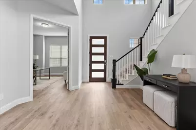 12995 Wimbledon Way, Farmers Branch, TX 75234 - Photo 5