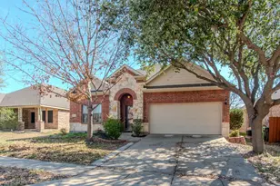 2128 Jonathan Creek Dr, Little Elm, TX 75068 - Photo 3