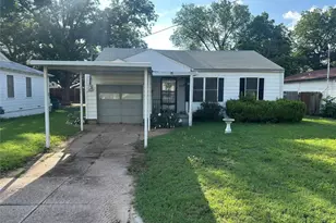 233 Sunset Ln, Fort Worth, TX 76114 - Photo 1