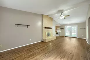 5901 Guildwood Dr, Arlington, TX 76017 - Photo 7