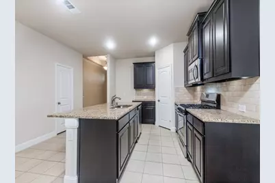 710 Teakwood Drive, Greenville, TX 75402 - Photo 7
