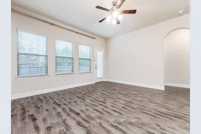 710 Teakwood Drive, Greenville, TX 75402 - Photo 11