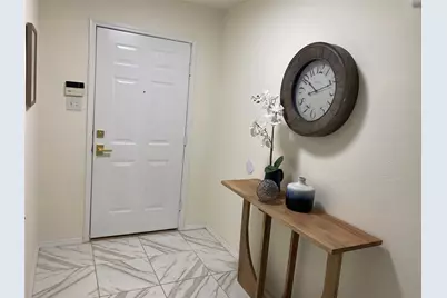 5534 Mandarin Way, Dallas, TX 75249 - Photo 3