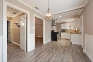 4913 Calmont Ave, Fort Worth, TX 76107 - Photo 7