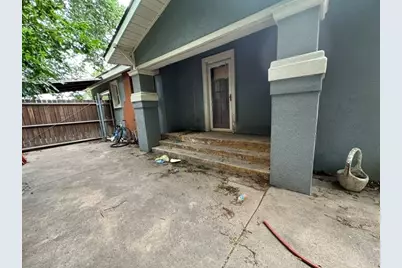 3620 Meadowbrook Dr, Fort Worth, TX 75103 - Photo 3