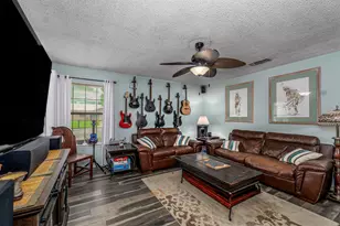 1101 Pin Oak Dr, Denton, TX 76209 - Photo 5