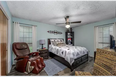 1101 Pin Oak Drive, Denton, TX 76209 - Photo 9