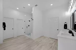 5623 Plumtree Dr, Dallas, TX 75252 - Photo 21