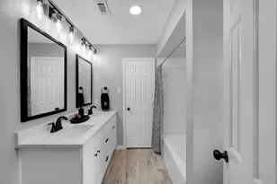 5623 Plumtree Dr, Dallas, TX 75252 - Photo 23