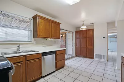 1037 Monarch Drive, Lewisville, TX 75067 - Photo 9