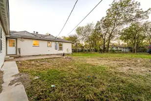 1315 Whitley Dr, Dallas, TX 75217 - Photo 35
