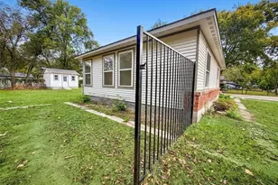 1315 Whitley Dr, Dallas, TX 75217 - Photo 1