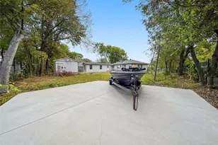 1315 Whitley Dr, Dallas, TX 75217 - Photo 5