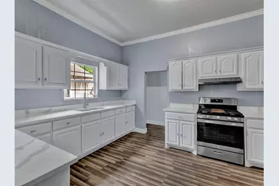 1811 Wesley Street, Greenville, TX 75401 - Photo 7