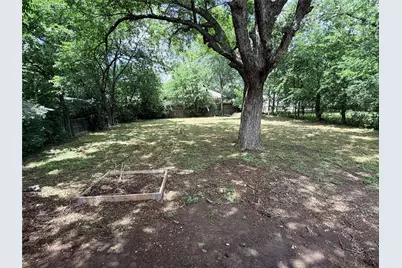 542 W Wilson Street, Cleburne, TX 76033 - Photo 17