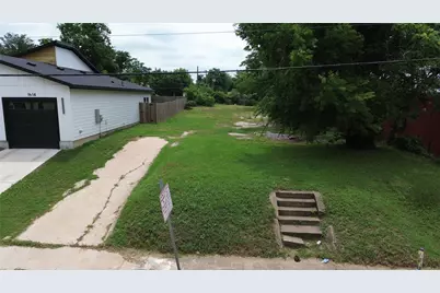 1608 Bannock Avenue, Dallas, TX 75215 - Photo 1