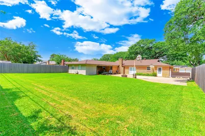 1328 Brookside Drive, Hurst, TX 76053 - Photo 23
