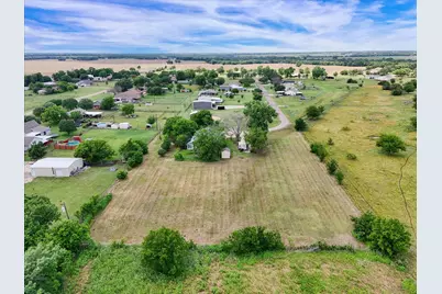 338 Shelly Lane, Woodway, TX 76712 - Photo 1