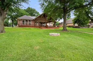 8009 Tourmoline, Streetman, TX 75859 - Photo 3