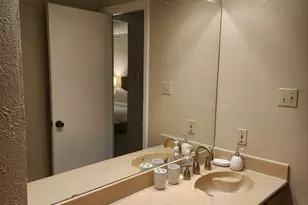 1100 Riverchase Ln, Arlington, TX 76011 - Photo 13