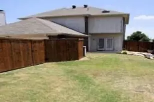 807 Burr Oak Dr, Lewisville, TX 75067 - Photo 5