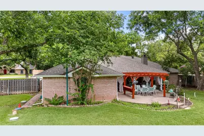 8912 Green Leaves Drive, Granbury, TX 76049 - Photo 27