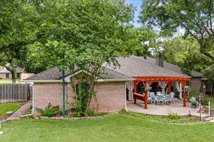 8912 Green Leaves Dr, Granbury, TX 76049 - Photo 27