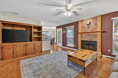 805 Fall Drive, Allen, TX 75002 - Photo 7