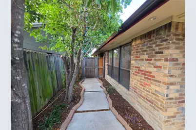 3038 Modella Avenue, Dallas, TX 75229 - Photo 31