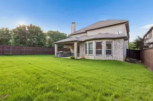 349 Hill Creek Ln, Grapevine, TX 76051 - Photo 35
