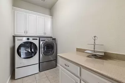 349 Hill Creek Lane, Grapevine, TX 76051 - Photo 31