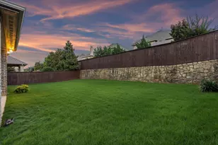 349 Hill Creek Ln, Grapevine, TX 76051 - Photo 37