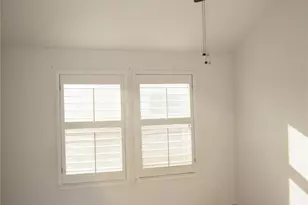 508 Legends Dr, Lewisville, TX 75057 - Photo 5
