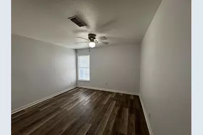 1427 Diceman Avenue, Dallas, TX 75203 - Photo 7