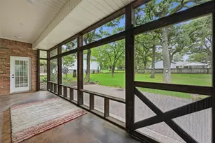 106 Santee Dr, Lake Kiowa, TX 76240 - Photo 23
