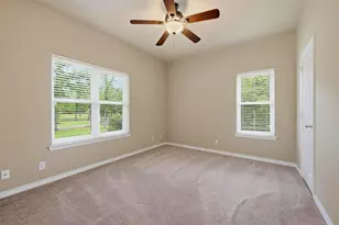 106 Santee Dr, Lake Kiowa, TX 76240 - Photo 17