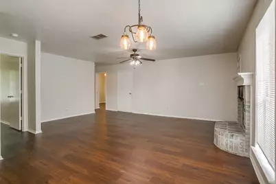 5721 Northfield Drive, Fort Worth, TX 76179 - Photo 7