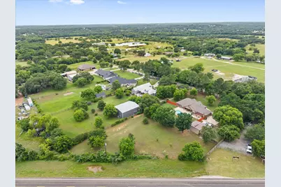 2913 Bairds Lane, Burleson, TX 76028 - Photo 9