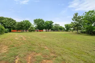 2913 Bairds Ln, Burleson, TX 76028 - Photo 37