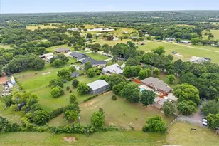 2913 Bairds Ln, Burleson, TX 76028 - Photo 9