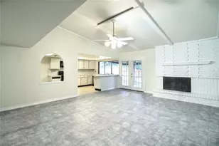 1000 Windy Meadow Dr, Plano, TX 75023 - Photo 3