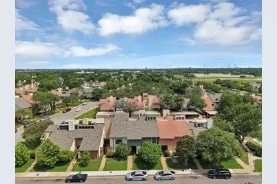12574 Burninglog Lane, Dallas, TX 75243 - Photo 31