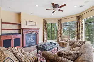 410 Mills St, Fort Worth, TX 76102 - Photo 7