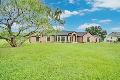 6624 Shadow Valley Drive, Burleson, TX 76028 - Photo 3