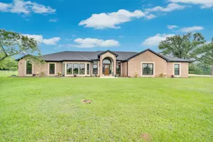 6624 Shadow Valley Dr, Burleson, TX 76028 - Photo 1