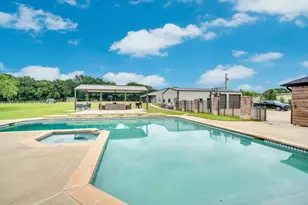 6624 Shadow Valley Dr, Burleson, TX 76028 - Photo 27