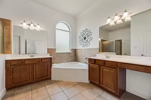 1066 Bayfield Dr, Frisco, TX 75033 - Photo 13
