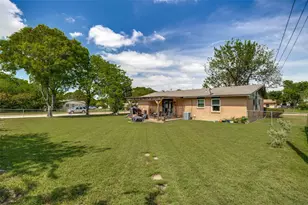 1413 Lorrie Dr, Richardson, TX 75080 - Photo 31