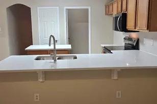 1811 Kings Cross Dr, Lancaster, TX 75134 - Photo 31